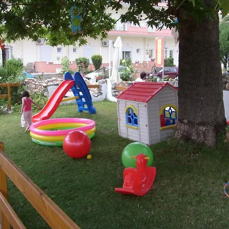 Hotel Estelle 2*