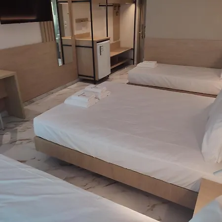 Estelle Hotel 2*