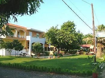 Estelle Hotel 2*