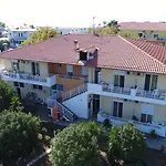 Estelle Hotel 2*