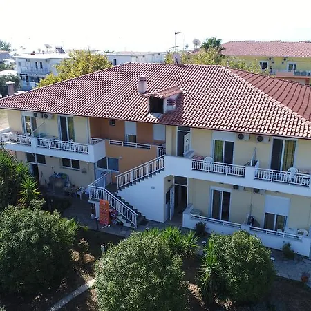 Estelle Hotel 2*
